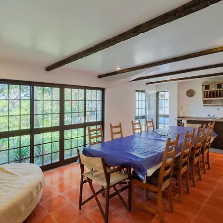 Pool House * Palmela